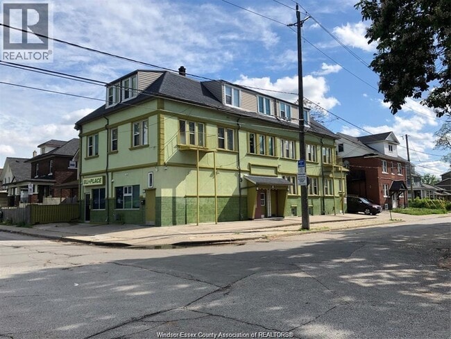 Building Photo - 401 ON-401