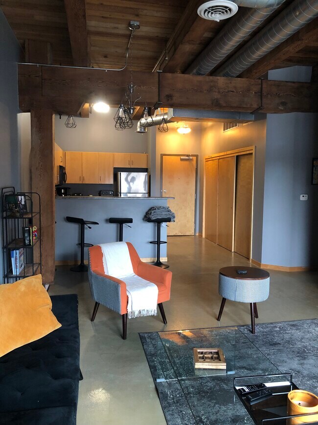 Crane - The Frank & Crane Lofts
