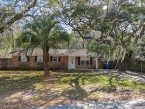 Building Photo - 4876 Holbird St