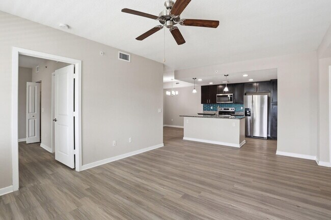 Foto del edificio - 3611 High Ridge Rd