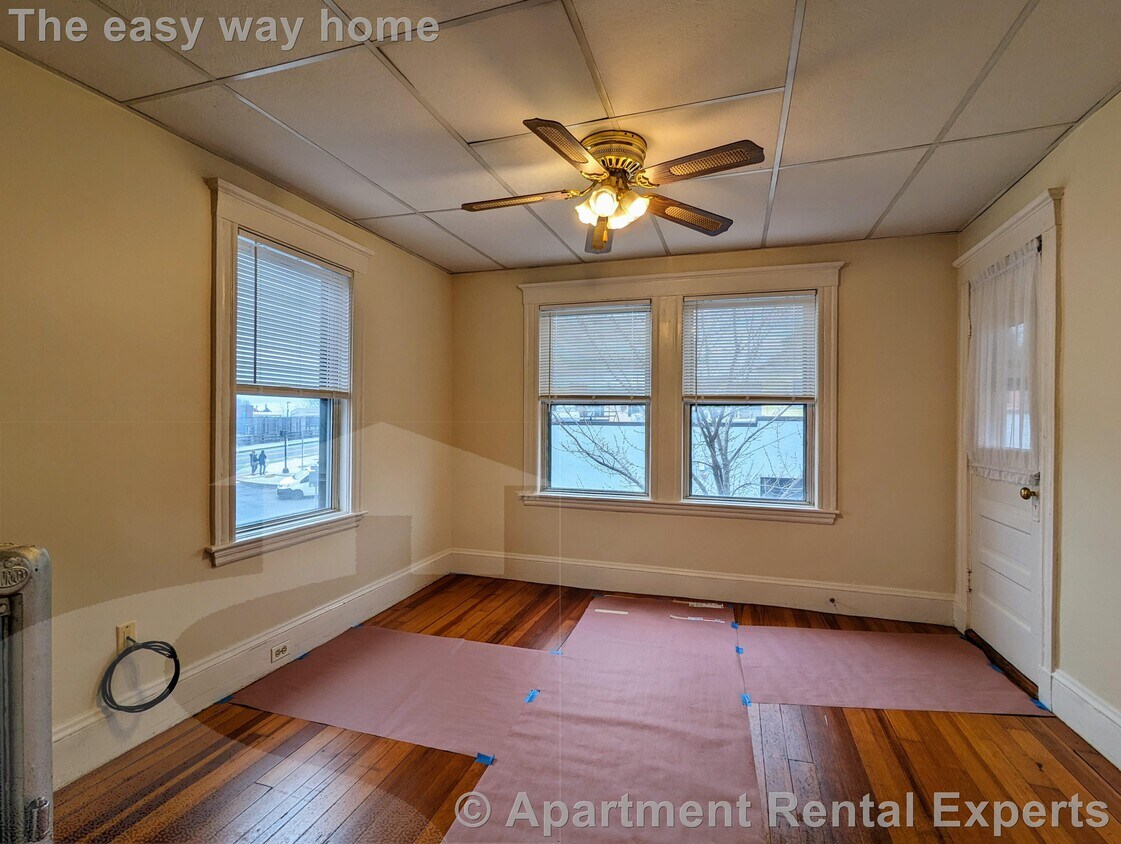 Foto principal - 127 Josephine Ave