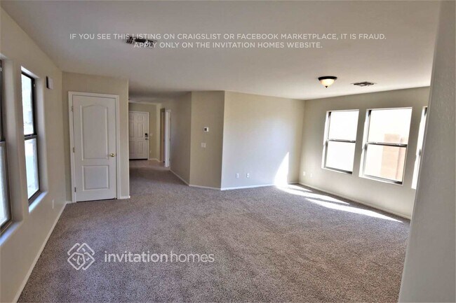 Foto del edificio - 6413 W Orchid Ln
