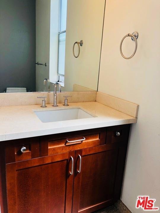 Foto del edificio - 2395 Silver Lake Boulevard Apt ##11, Los A...