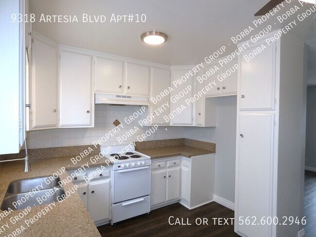 Foto del edificio - 9318 Artesia Blvd