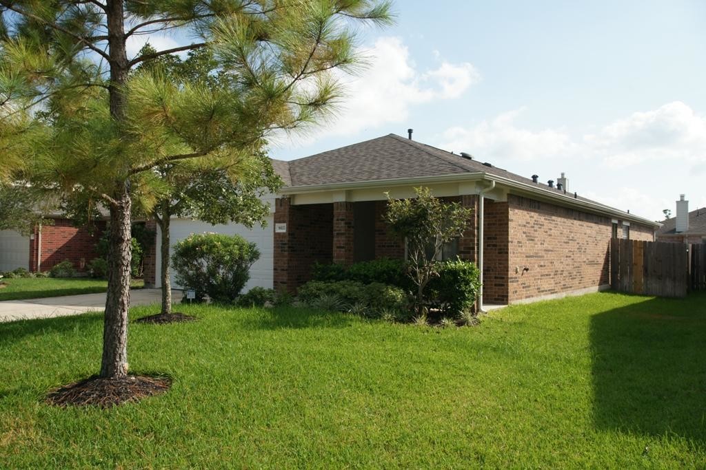 Primary Photo - 16623 Aberdeen Green Dr