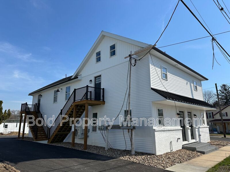 461 Godfrey St Unit 5, Bethel, PA 19507 Condo for Rent in Bethel, PA