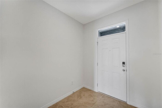 Foto del edificio - 1117 Blue Jay Dr
