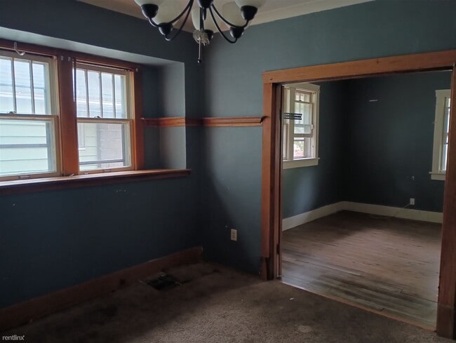 Building Photo - 2 br, 1 bath House - 2420 North Peoria Avenue