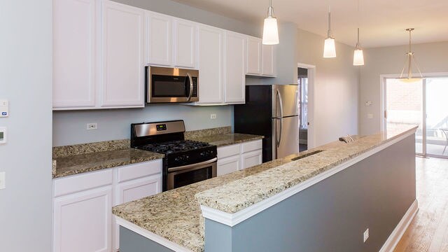Kitchen - 1332 W Fillmore St