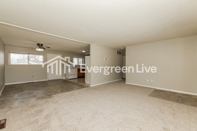 Photo - 2162 Burnside Dr House