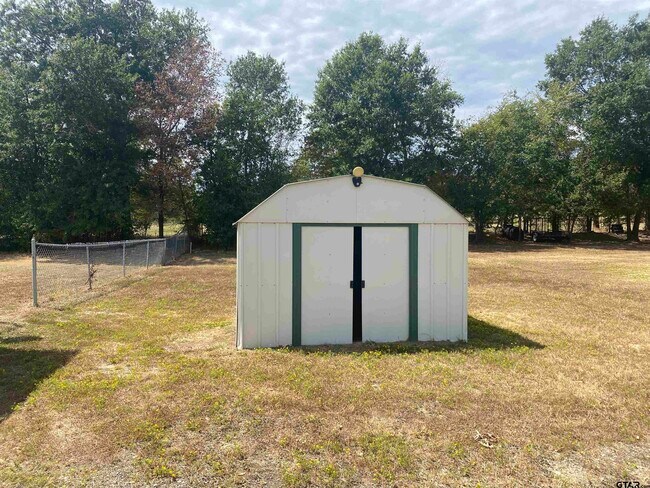Building Photo - 1211 Pecan Ridge