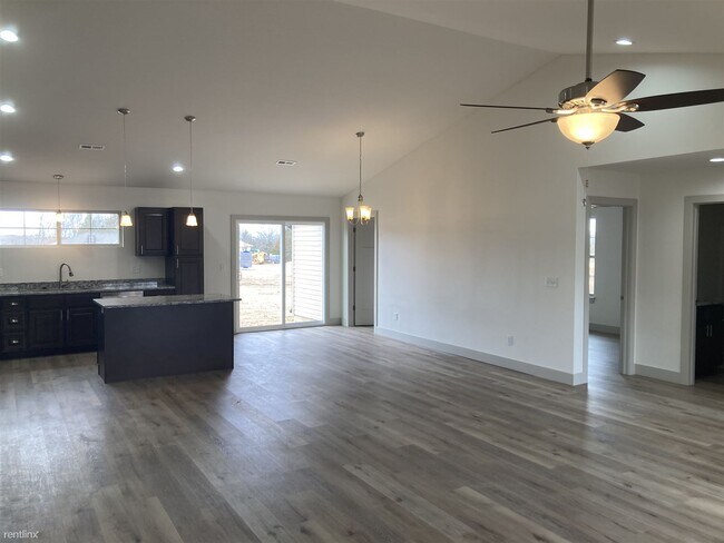 Building Photo - 4 br, 2 bath House - 154 Mesa Drive