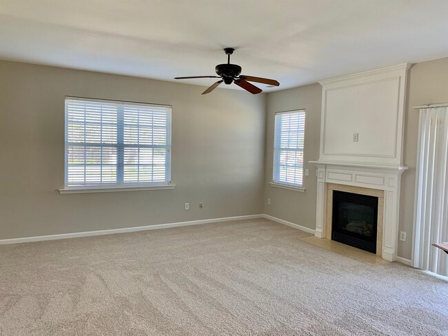 Photo - 946 Old Forester Ln House