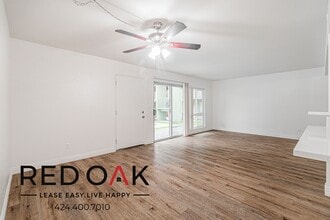 Building Photo - 855 S Citrus Ave