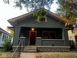 Building Photo - 2532 E 17th St