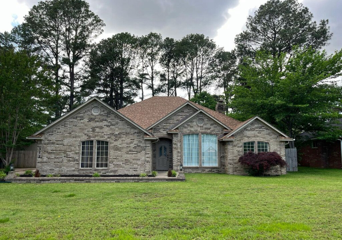 Foto principal - 311 Salem Rd