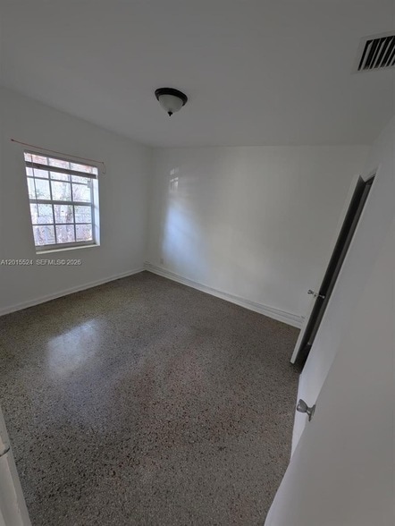Foto del edificio - 2316 Madison St