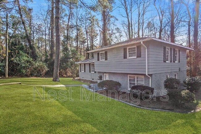 Foto del edificio - 1401 Briarcliff Dr