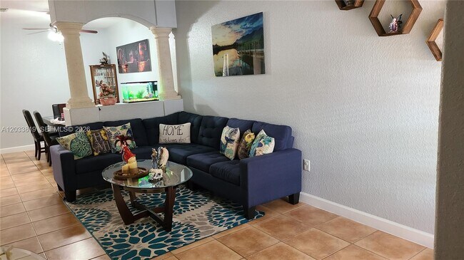 Foto del edificio - 886 SW 149th Ct
