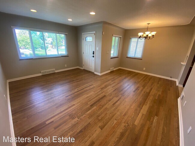 Building Photo - 4 br, 2 bath House - 2289 Kenton Street