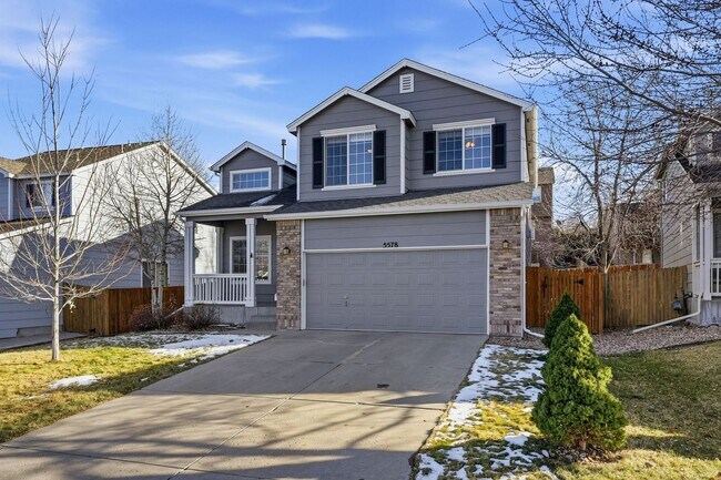 Foto del edificio - Large home in Cherry Creek School district