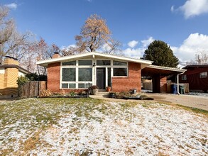 Building Photo - 3360 Gramercy Ave