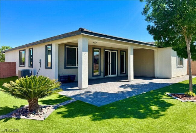 Foto del edificio - 5025 E Beacon Ridge Dr