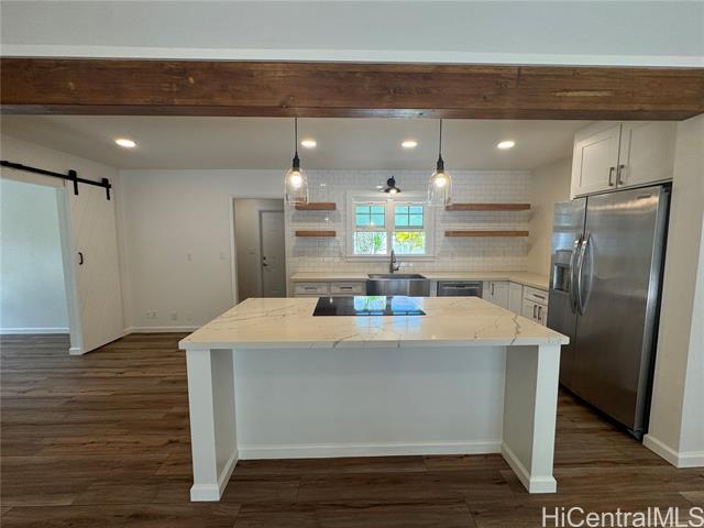 Building Photo - 279 Hamakua Dr