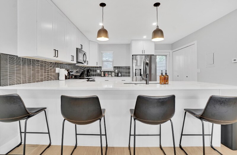 Foto del edificio - 6199 Webster St