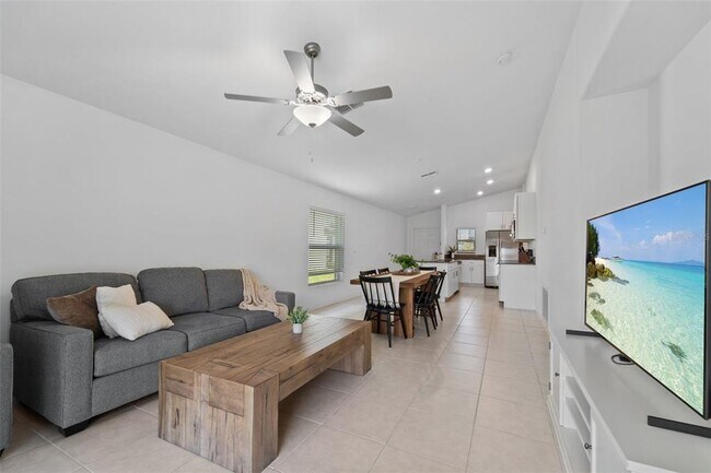 Building Photo - 17927 Blissful Stars Dr