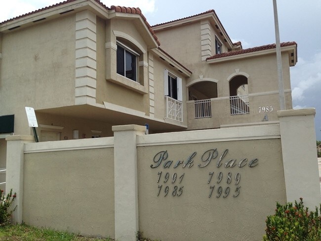 Foto del edificio - Park Place Townhomes