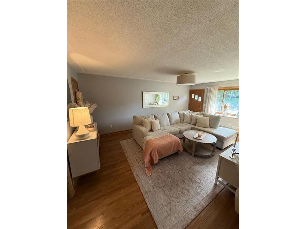 Foto principal - 6939 Washburn Ave S