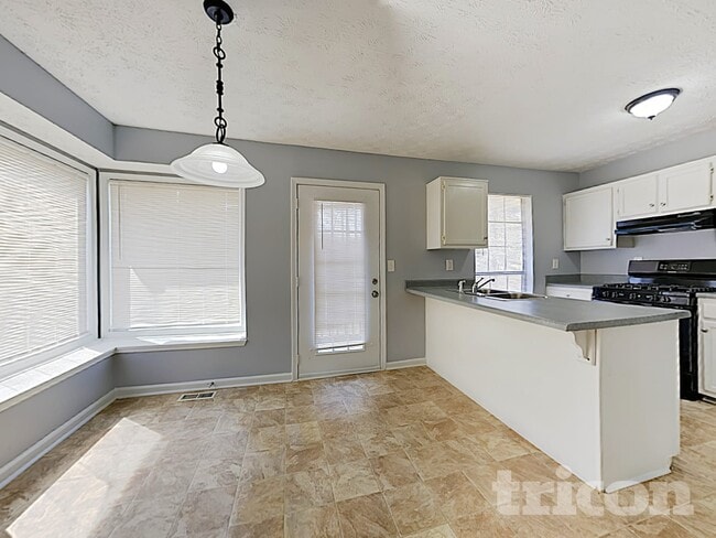 Building Photo - 2637 Cimmaron Trail