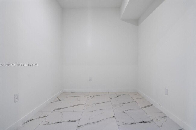 Foto del edificio - 420 SW 7th St