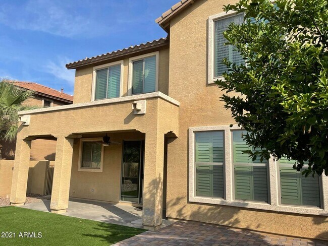 Building Photo - 3 bedroom for rent in Sun Groves