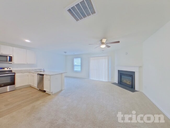 Foto del edificio - 1073 Crescent Moon Lp