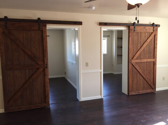 Sturdy sliding doors to bedrooms - 2003 Marshall St