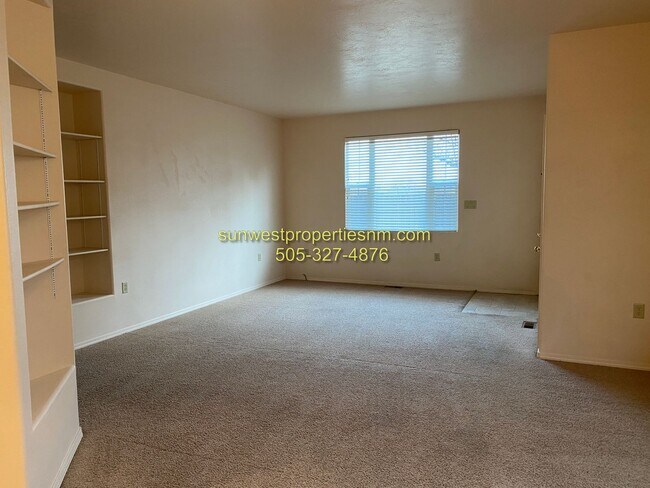 Foto del edificio - 1705 E 23rd St