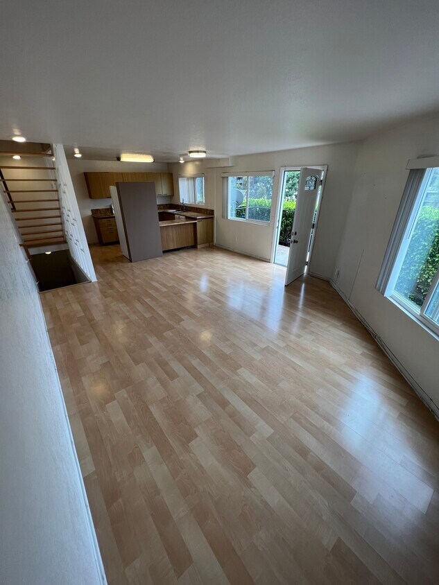 1101 Colusa St Unit 2, San Diego, CA 92110 1101 Colusa St San Diego