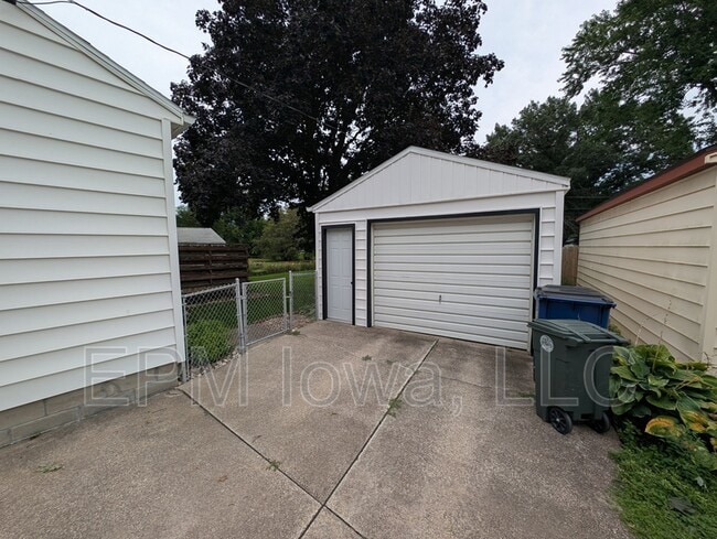 Building Photo - 1217 Dorothy Dr