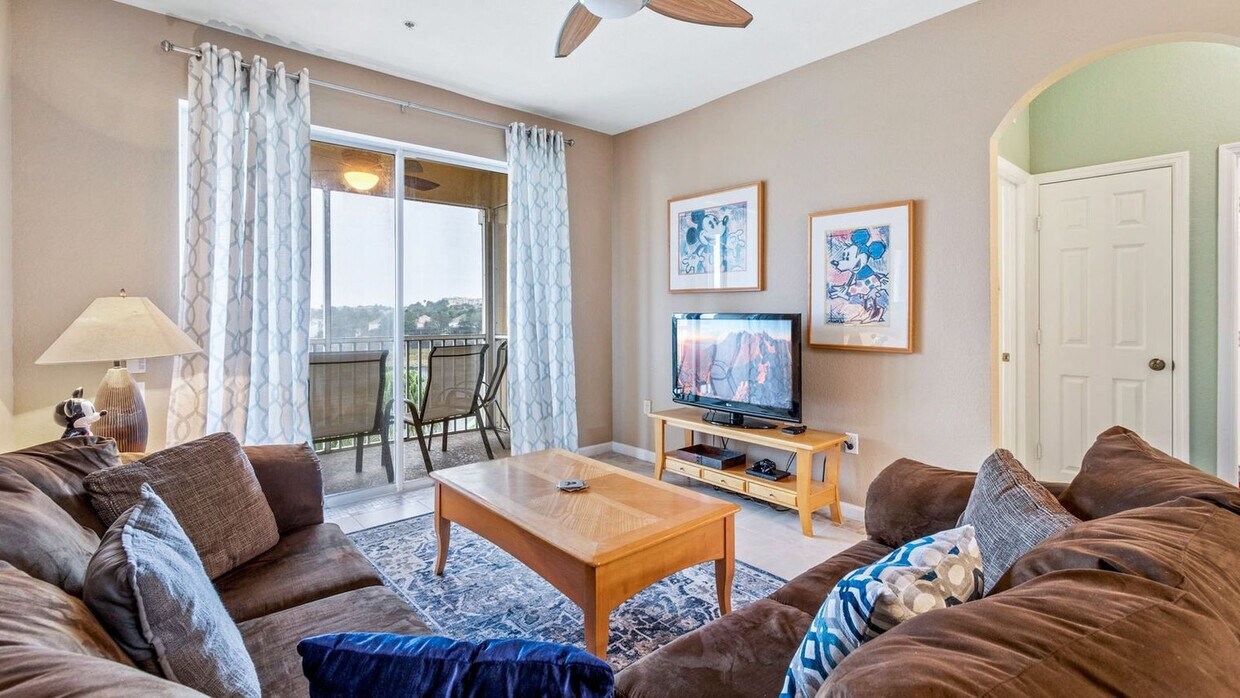 Foto principal - 7654 Comrow St
