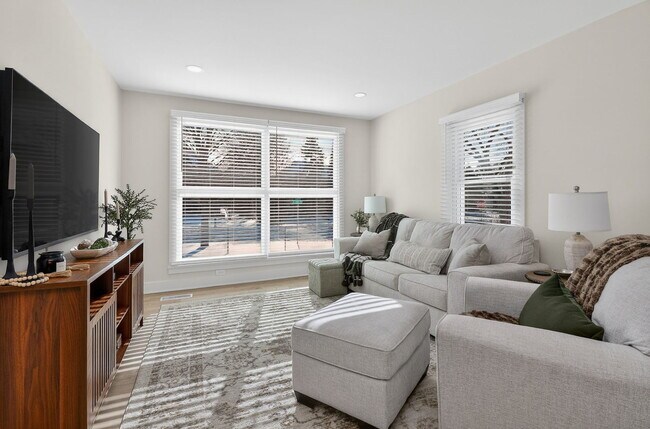 Foto del edificio - 102 E 56th St