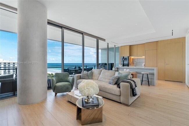 Foto del edificio - 8701 Collins Ave