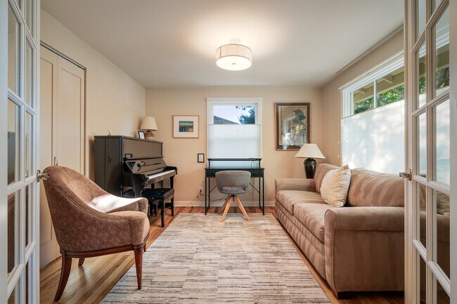 Foto del edificio - 4536 48th Ave NE