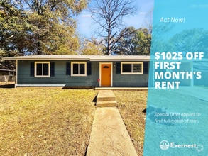 Building Photo - 1460 Woody Dr