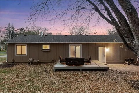 Patio interior - 112010 Faber Ln