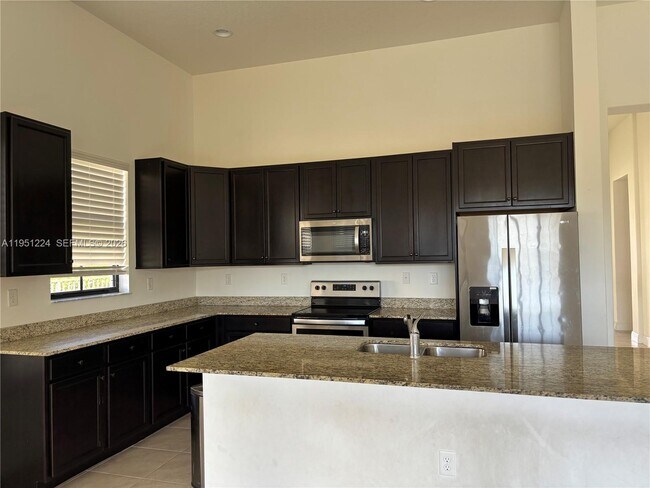 Building Photo - 4783 Rosetta Ter