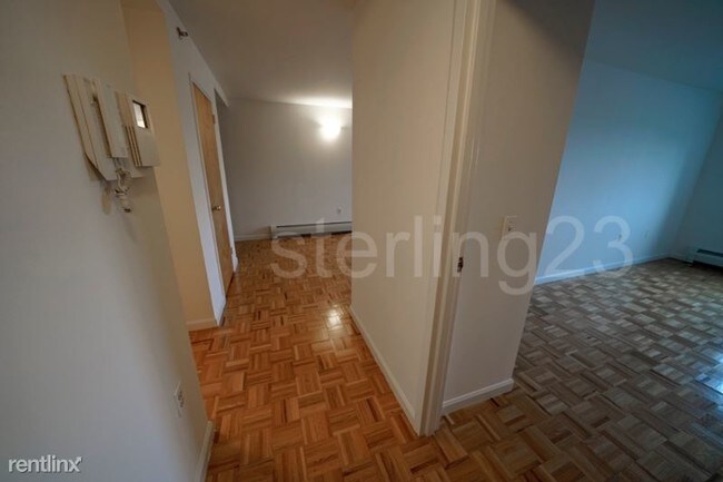 Foto del edificio - 3160-60 21st St