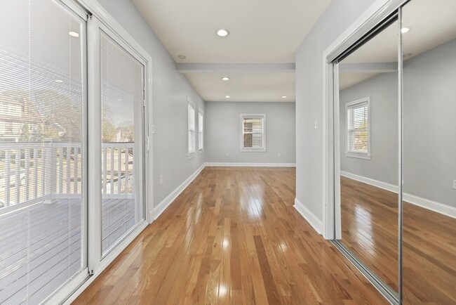 Foto del edificio - 1004 South St