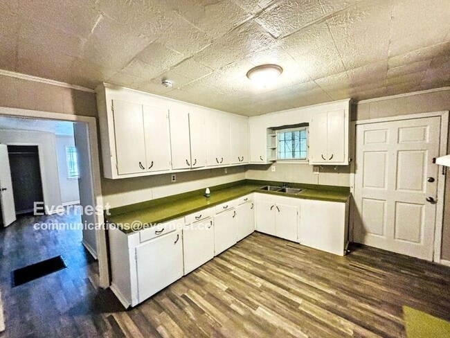 Photo - 2649 Brookwood Dr House